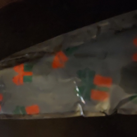 Present 🎁 tie - Picture 2 of 2